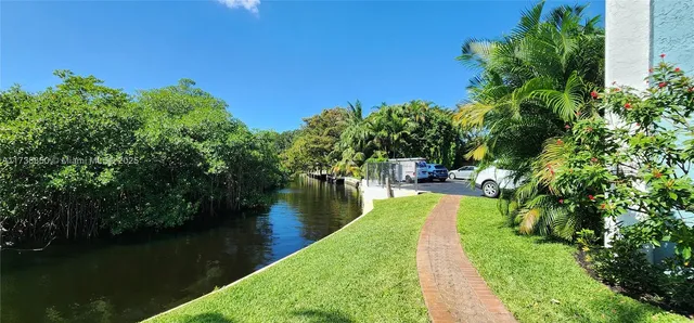 $235,000 | 3004 Northeast 5th Terrace, Unit 214C, Wilton Manors, FL 33334