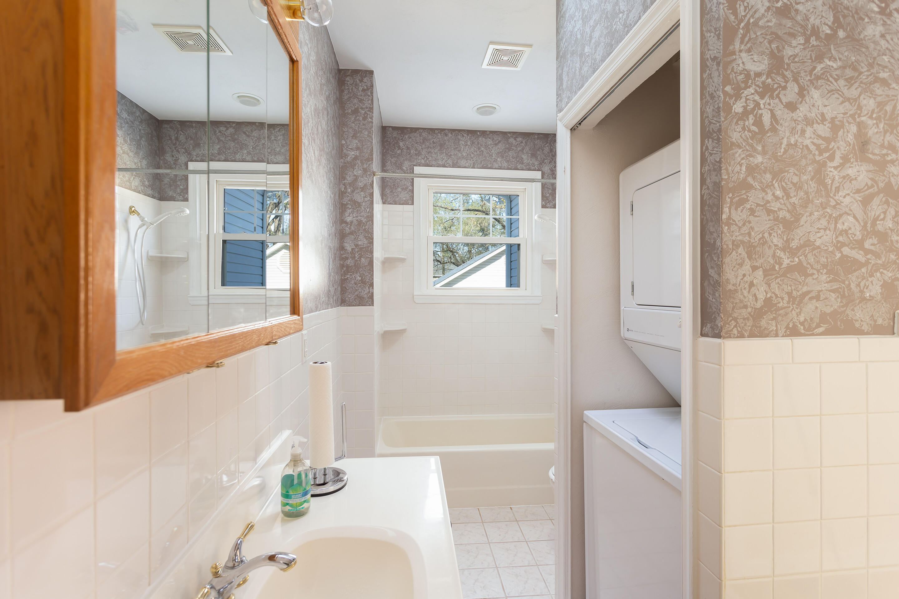 1851 Arlington Road Southwest Roanoke, VA 24015 - Photo 13 of 36 22_1851_Arlington_Rd22_mls
