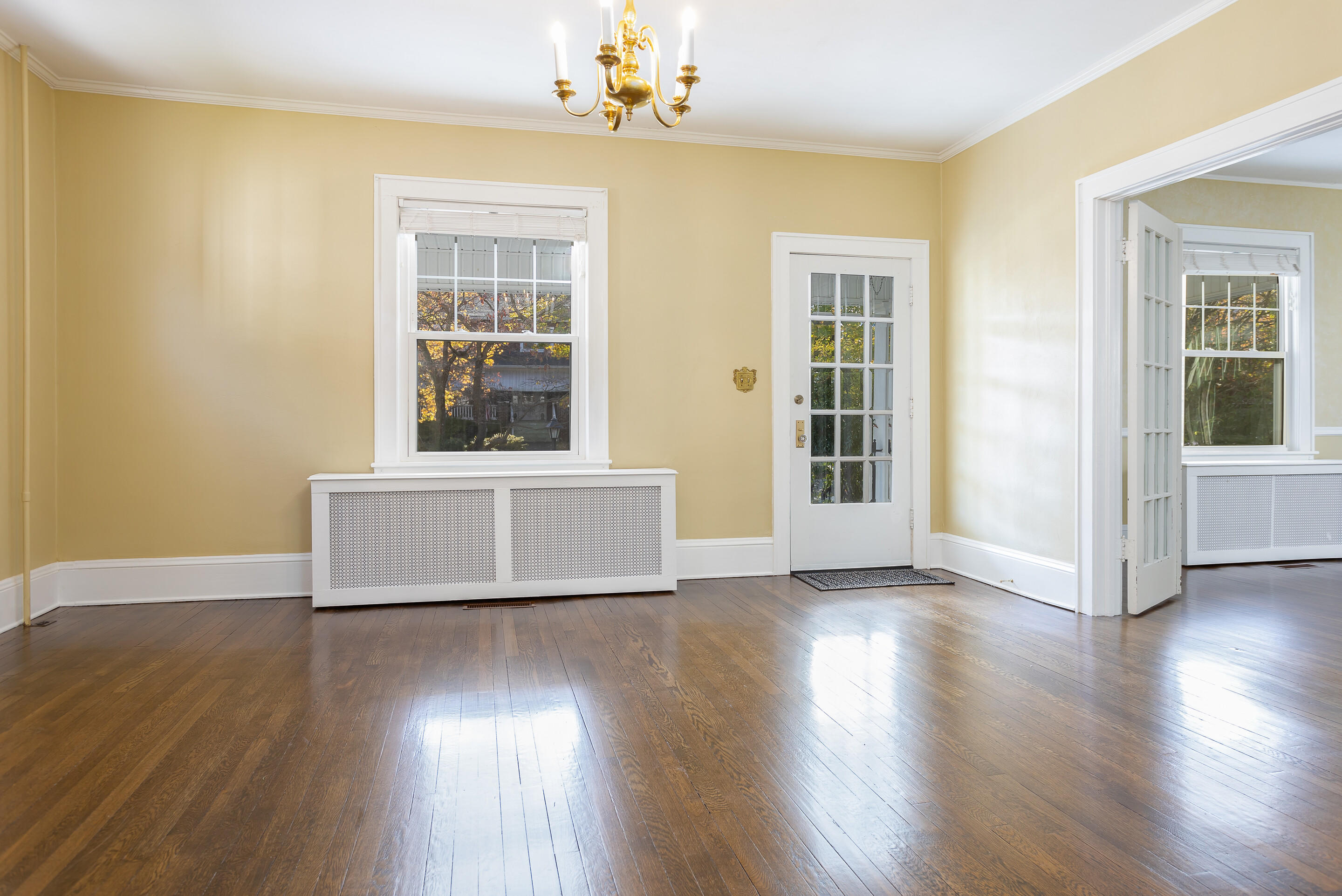 1851 Arlington Road Southwest Roanoke, VA 24015 - Photo 3 of 36 09_1851_Arlington_Rd9_mls