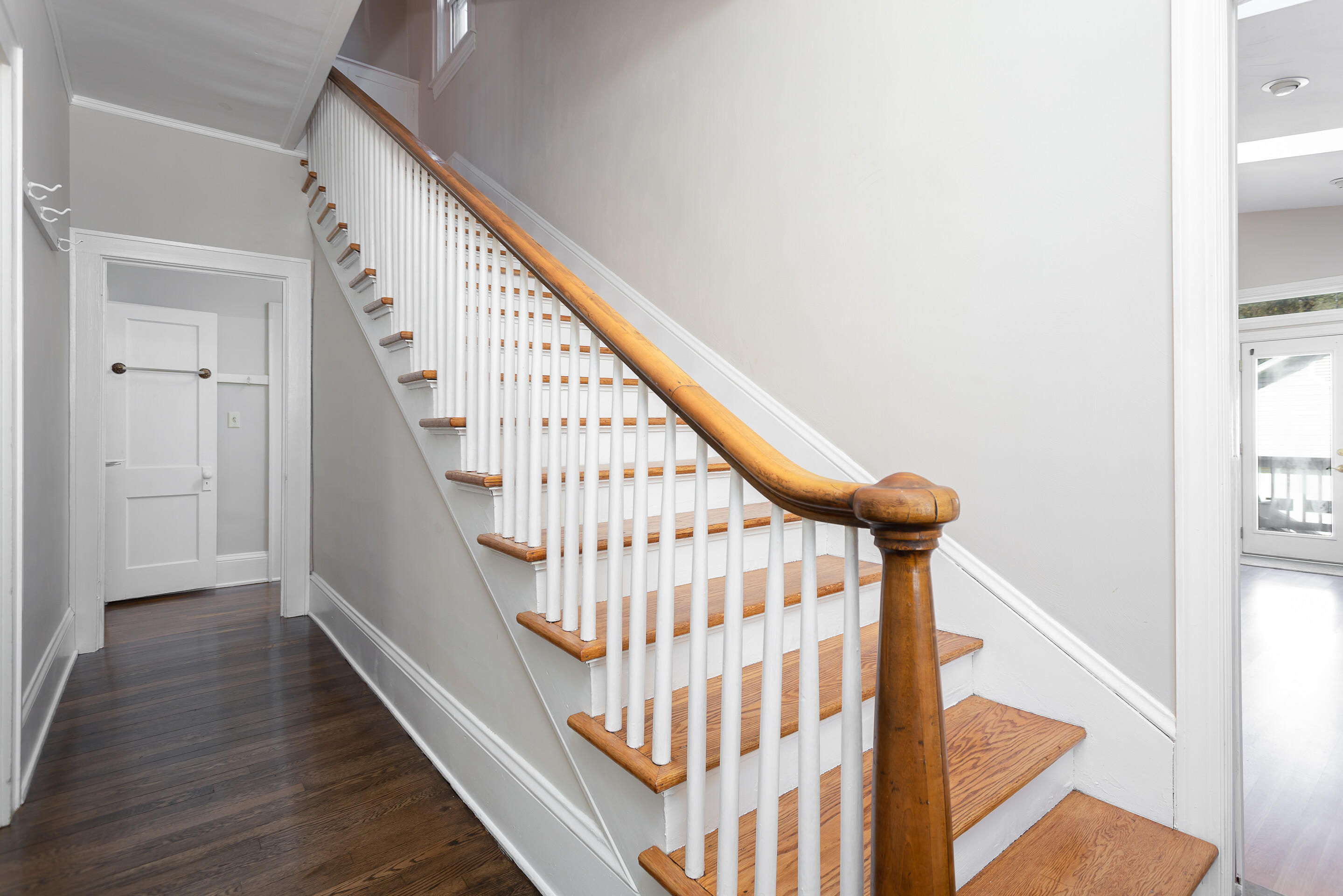 1851 Arlington Road Southwest Roanoke, VA 24015 - Photo 7 of 36 26_1851_Arlington_Rd26_mls
