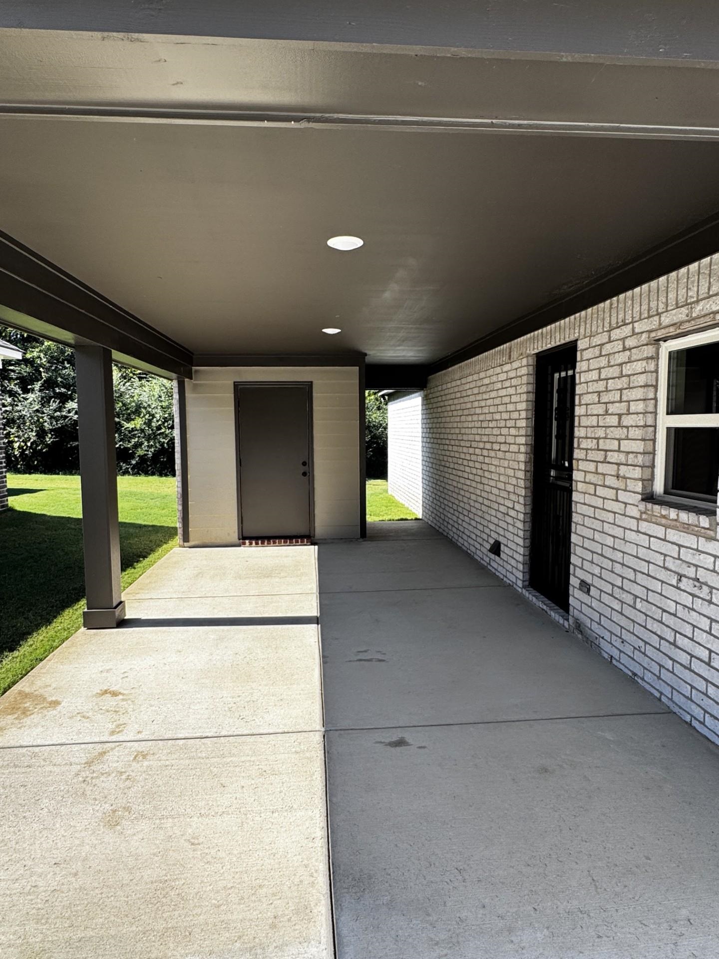 5263 Zodiac Road Memphis, TN 38118 - Photo 1 of 9 View of patio / terrace