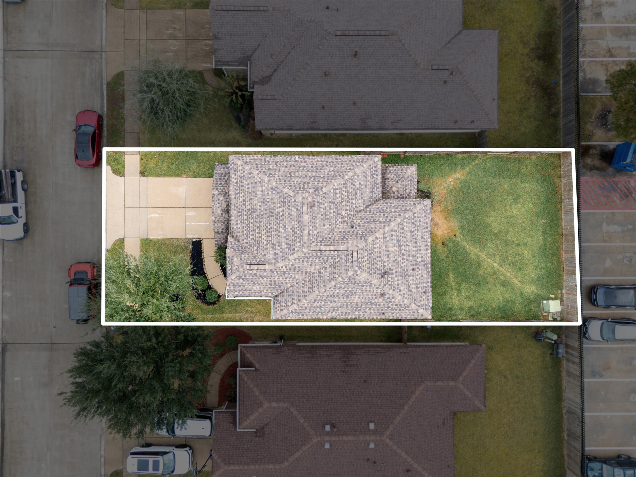 3526 Canvasback Lane Houston, TX 77047 - Photo 2 of 22 This home sits on a large lot with ample yard space in front and the back, lush landscaping and a well-maintained yard. Plenty of space to accommodate guest parking and situated on a quiet street in the Brunswick Lakes community.