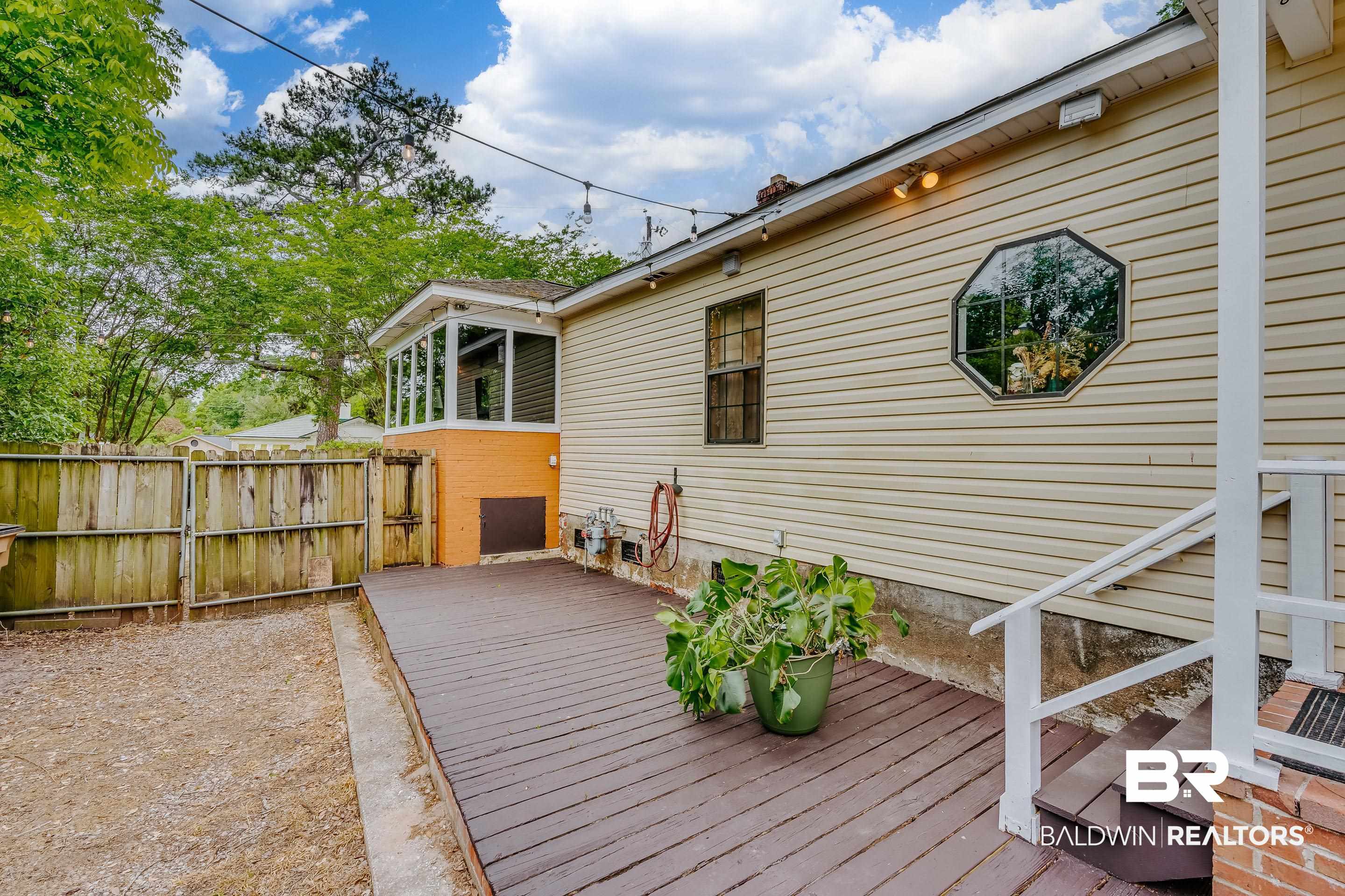 167 Seminole Street Mobile, AL 36606 - Photo 5 of 47