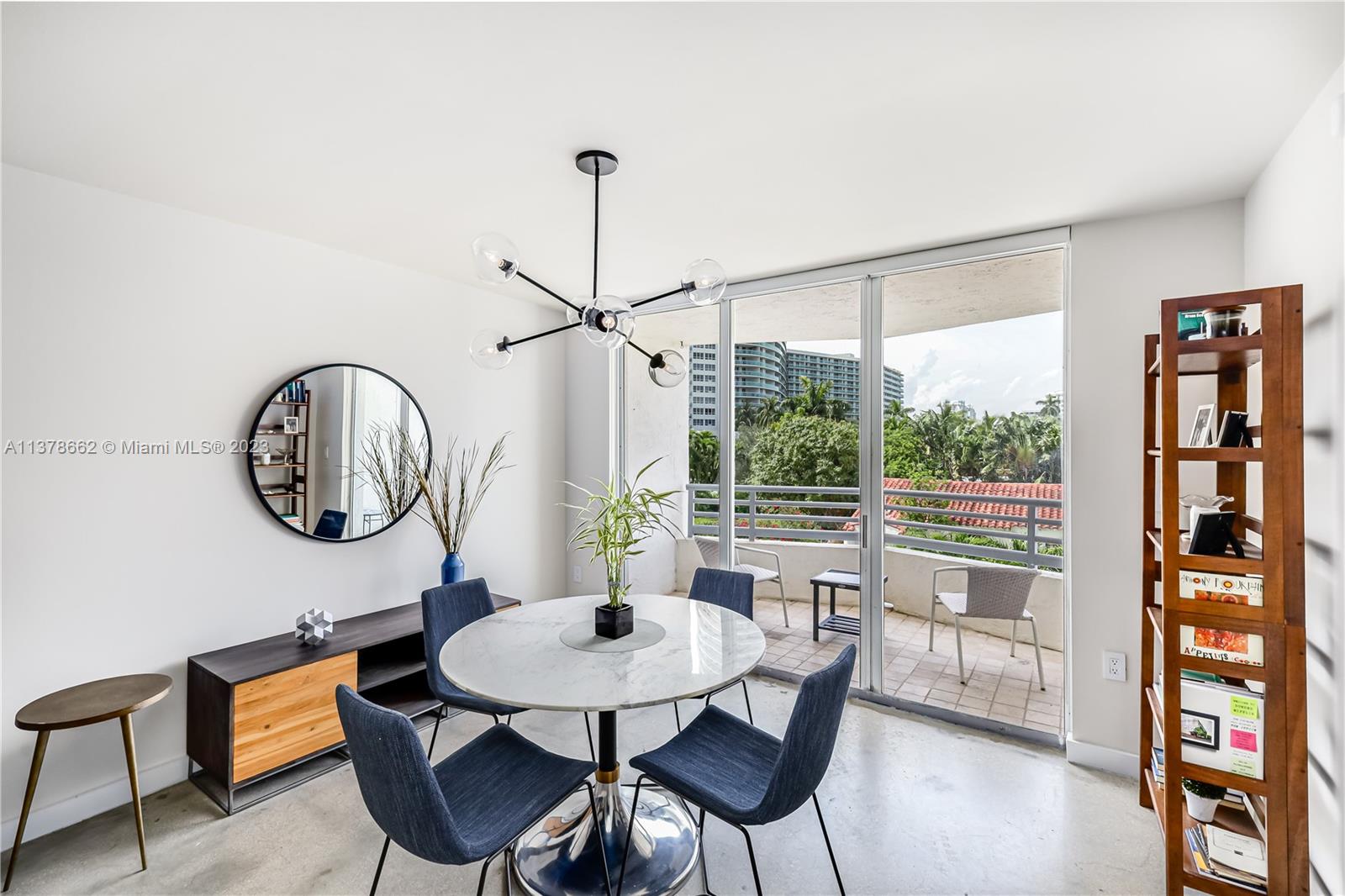 1401 Bay Road, Unit 313 Miami Beach, FL 33139 - Photo 11 of 34 Gallery Image 11