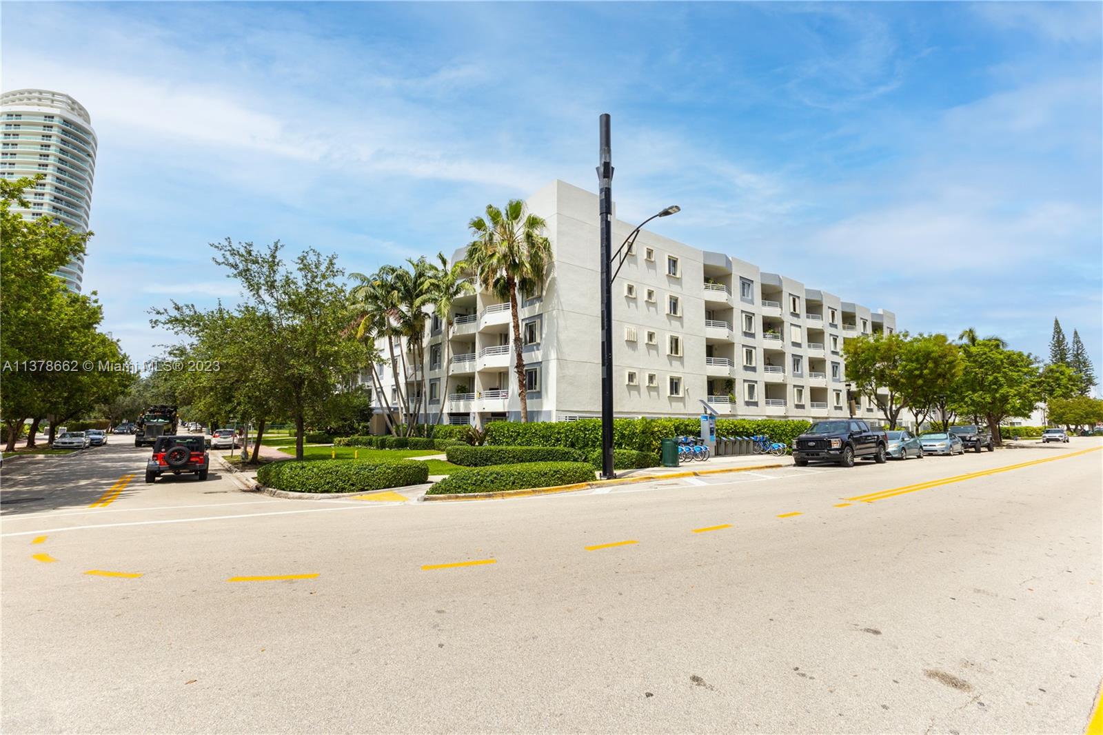 1401 Bay Road, Unit 313 Miami Beach, FL 33139 - Photo 26 of 34 Gallery Image 26
