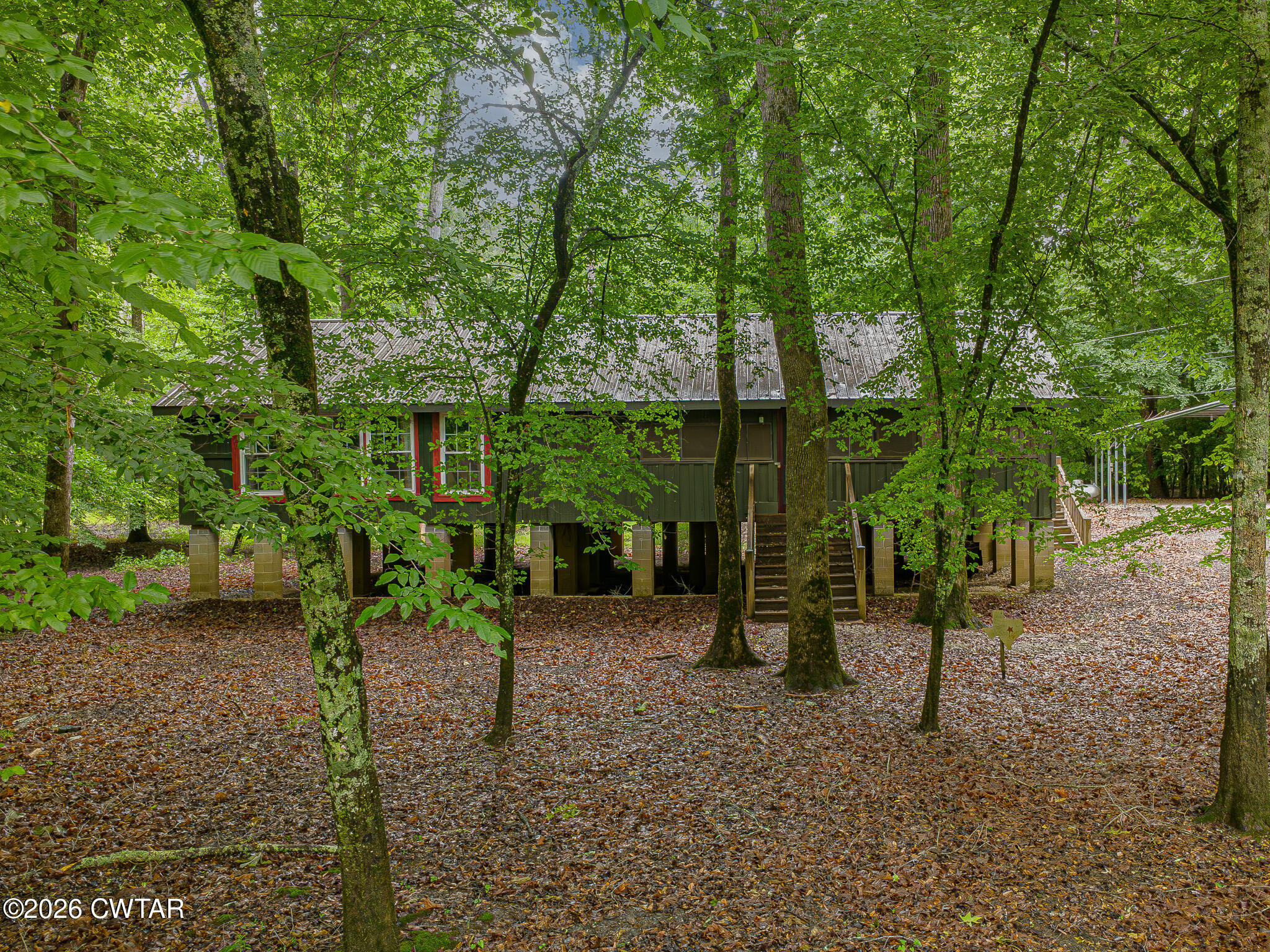 445 Wesley Lake Road Brownsville, TN 38012 - Photo 3 of 21 a view of outdoor space with garden