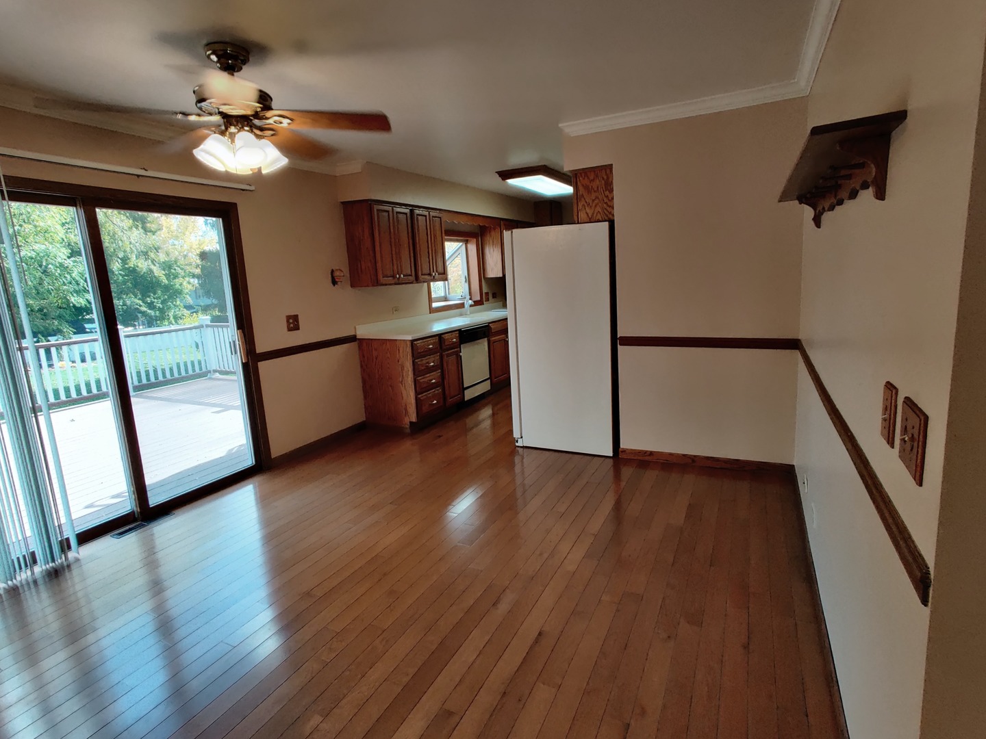 8N601 Stevens Road Elgin, IL 60124 - Photo 7 of 34 a view of entryway and kitchen with wooden floor