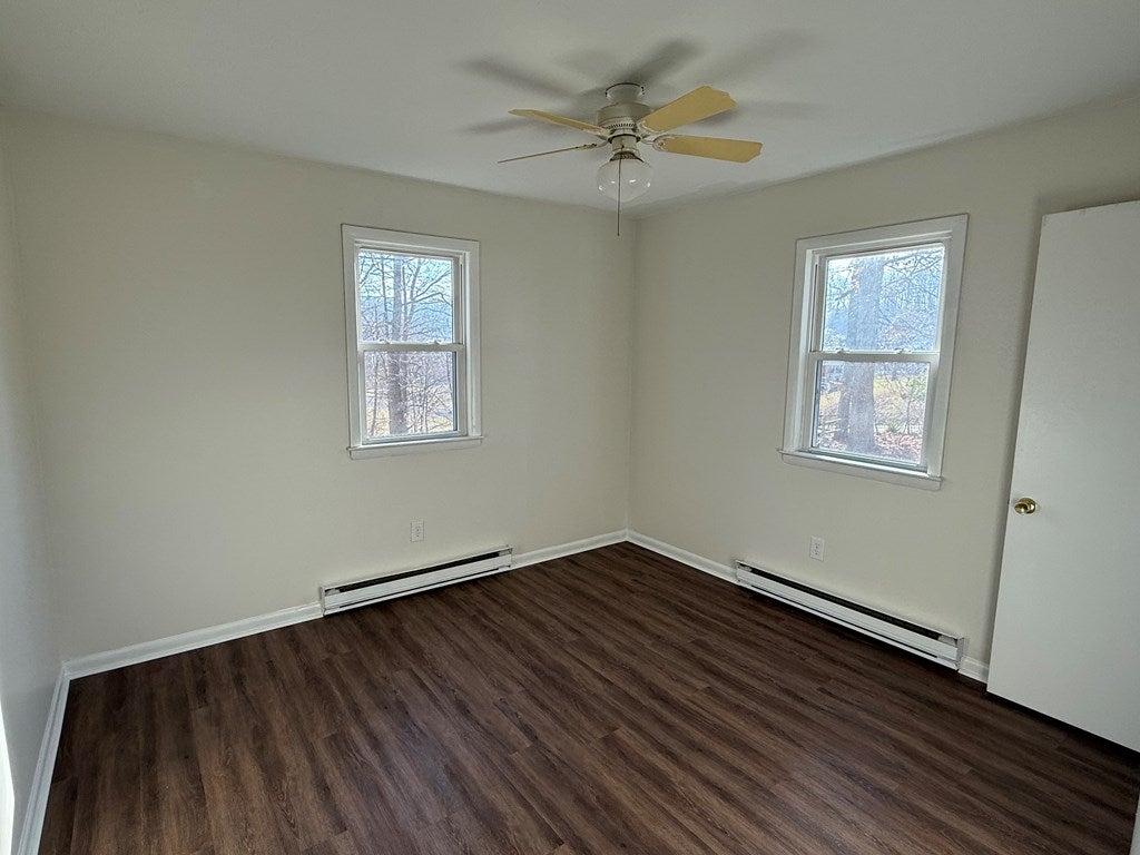 1449 Cranberry Road Galax, VA 24333 - Photo 6 of 8 Gallery Image 6