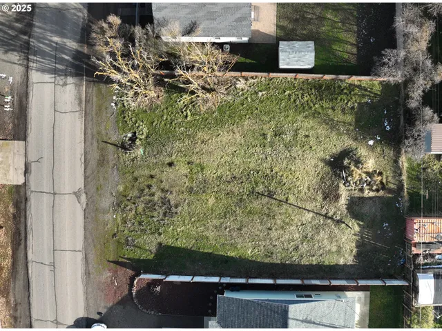 $60,000 | 204 West Darland Drive, Goldendale, WA 98620