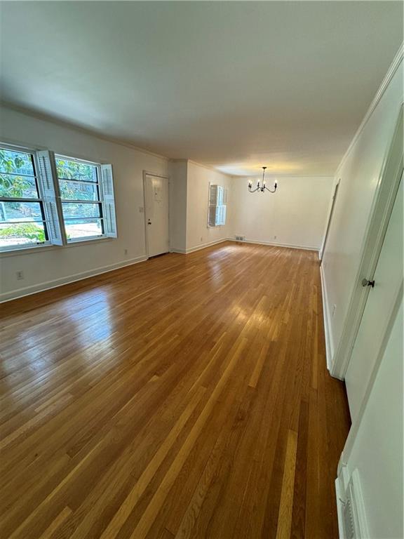 564 Wimbledon Road Northeast Atlanta, GA 30324 - Photo 7 of 21