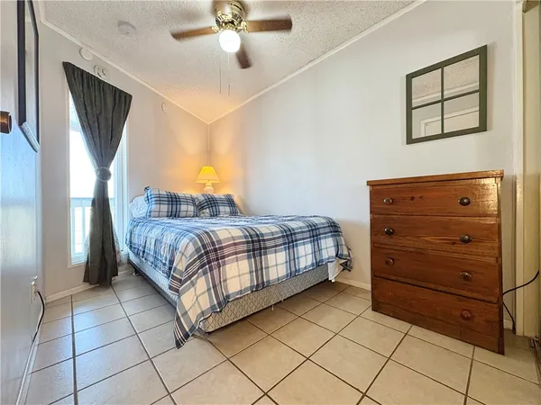 $1,500 | 3938 Surfside, Unit 3337, Corpus Christi, TX 78402