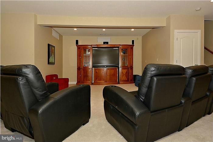 734 Pearson Point Annapolis, MD 21401 - Photo 22 of 30 Basement