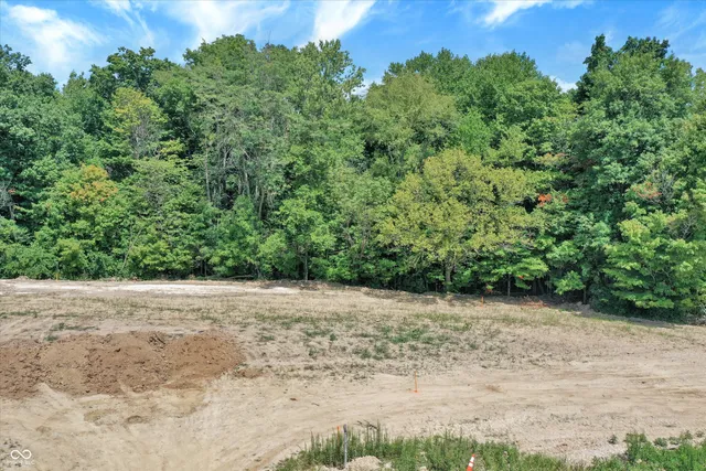 $425,000 | 10686 Dartmoor Way, Zionsville, IN 46077