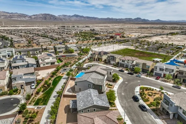 $550,000 | 6935 Desert Finch Lane, North Las Vegas, NV 89084