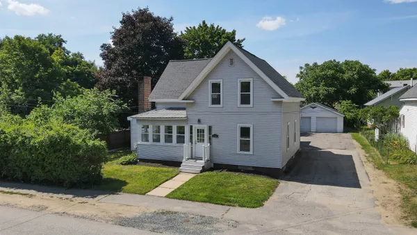 $494,900 | 100 Oak Street, Laconia, NH 03246