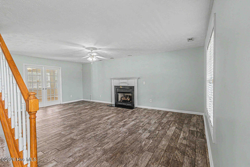 301 Old Dam Road Jacksonville, NC 28540 - Photo 8 of 54