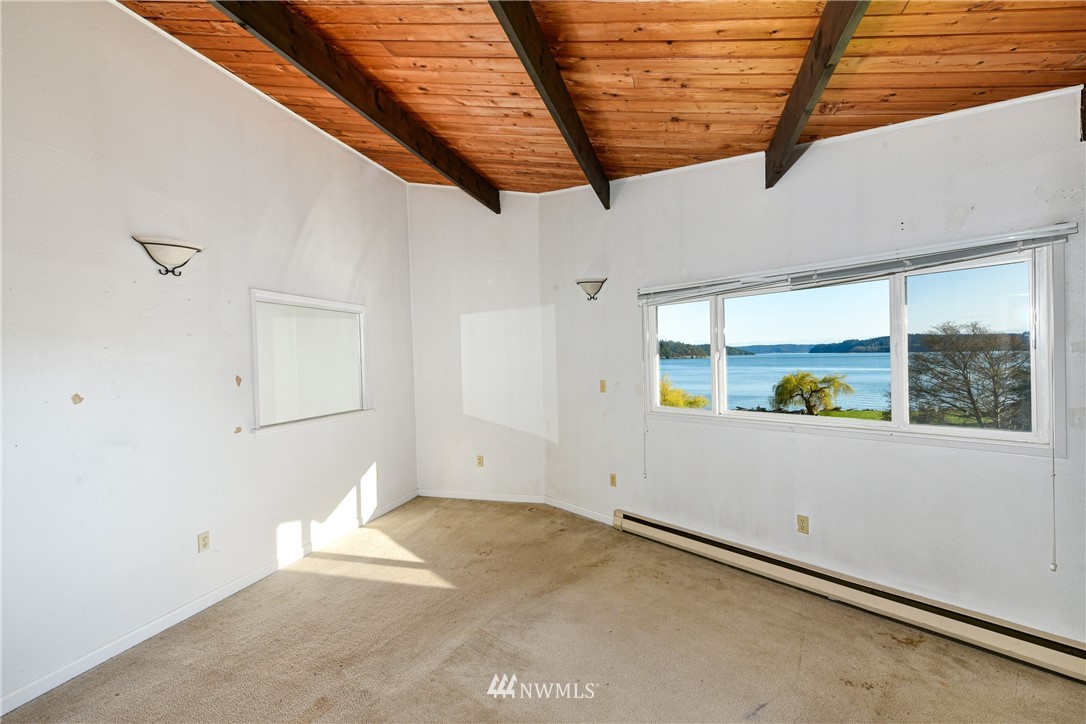 14869 Gibralter Road Anacortes, WA 98221 - Photo 15 of 36 Gallery Image 15