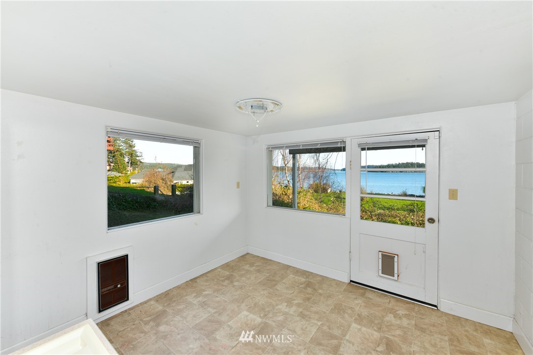 14869 Gibralter Road Anacortes, WA 98221 - Photo 21 of 36 Gallery Image 21