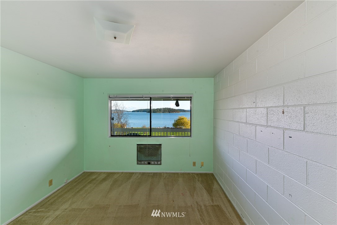 14869 Gibralter Road Anacortes, WA 98221 - Photo 31 of 36 Gallery Image 31
