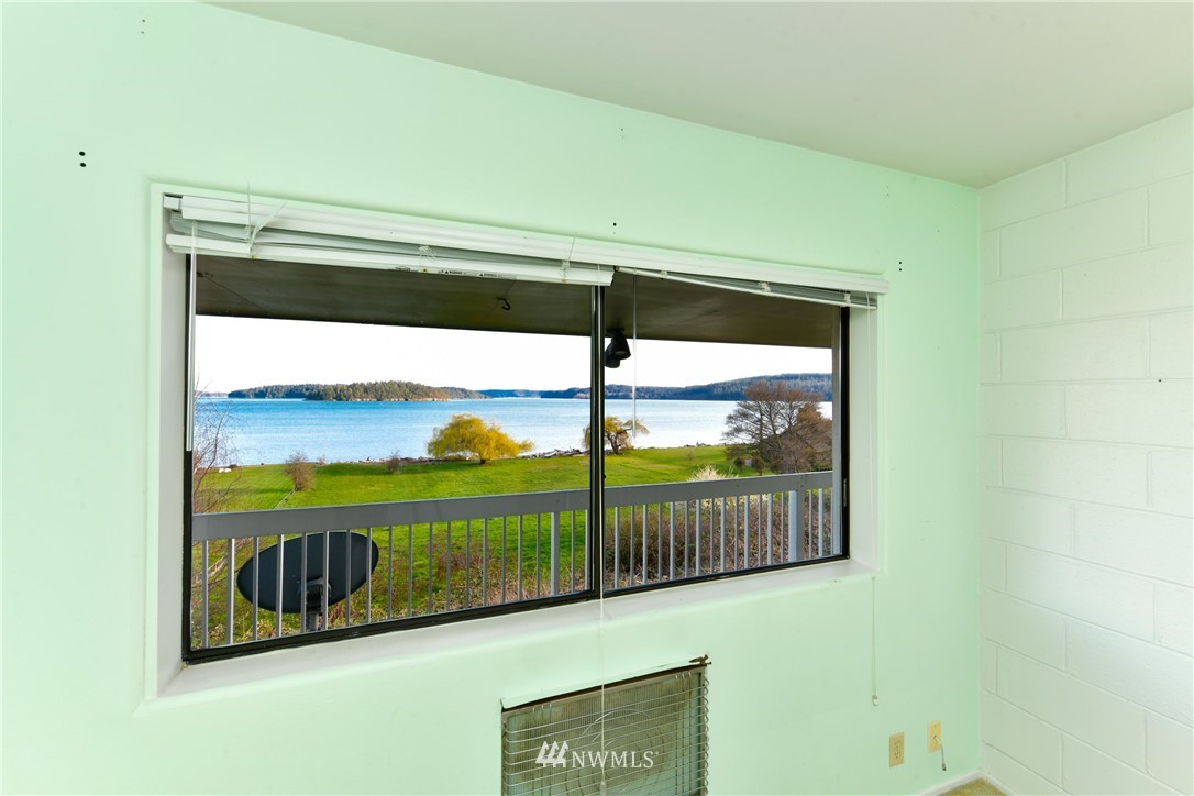 14869 Gibralter Road Anacortes, WA 98221 - Photo 32 of 36 Gallery Image 32