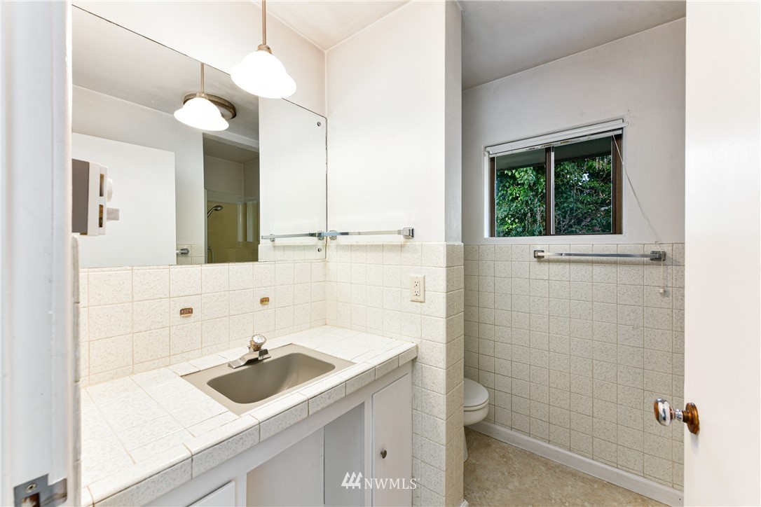 14869 Gibralter Road Anacortes, WA 98221 - Photo 34 of 36 Gallery Image 34
