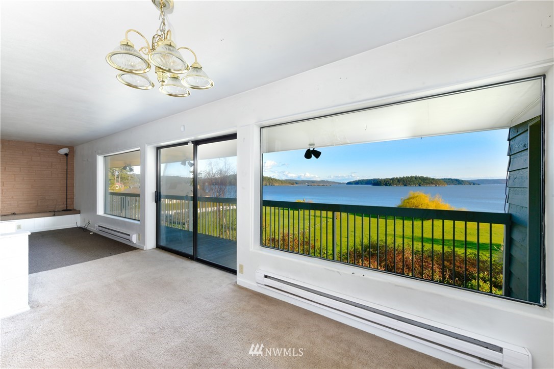 14869 Gibralter Road Anacortes, WA 98221 - Photo 6 of 36 Gallery Image 6
