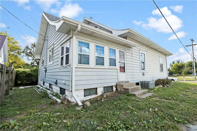 $144,000 | 505 Calhoun Street, Chillicothe, MO 64601