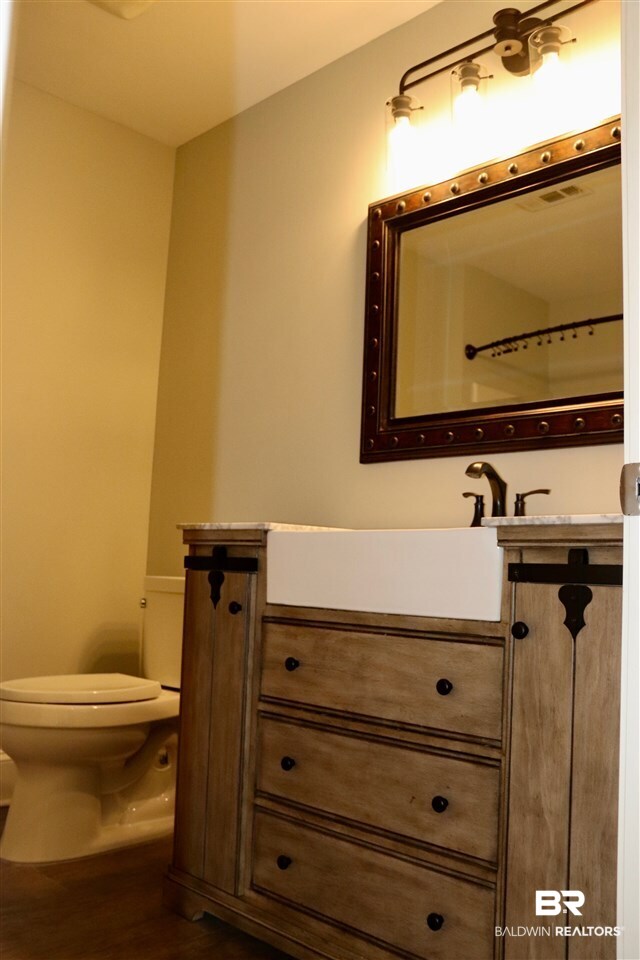 1517 Regency Road, Unit 122 Gulf Shores, AL 36542 - Photo 26 of 37 Master Bath