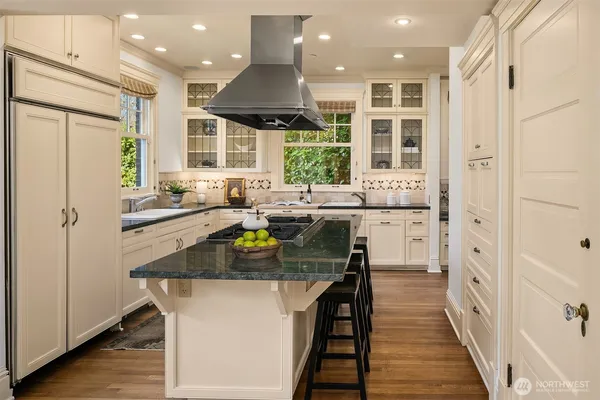 $3,495,000 | 2647 Cascadia Avenue South, Seattle, WA 98144