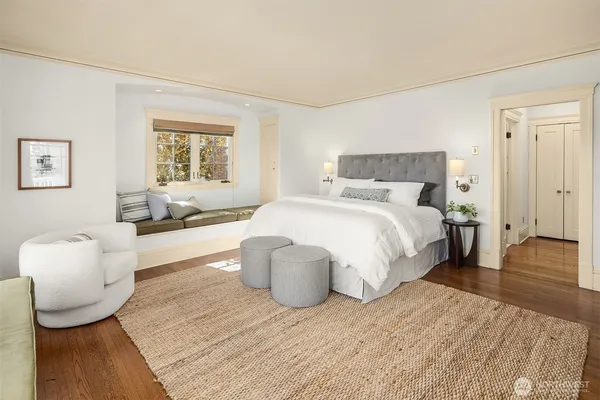 $3,495,000 | 2647 Cascadia Avenue South, Seattle, WA 98144