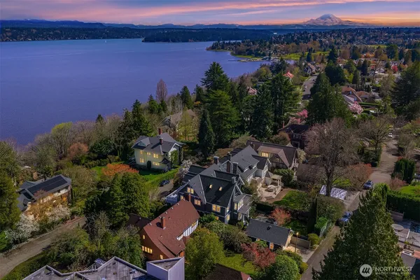 $3,495,000 | 2647 Cascadia Avenue South, Seattle, WA 98144