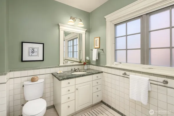 $3,495,000 | 2647 Cascadia Avenue South, Seattle, WA 98144