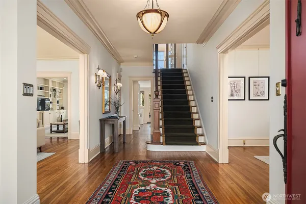 $3,495,000 | 2647 Cascadia Avenue South, Seattle, WA 98144