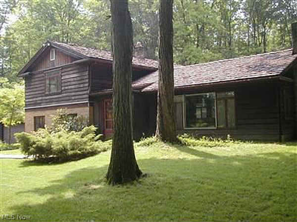 1572 Middleton Road Hudson, OH 44236 - Photo 3 of 23