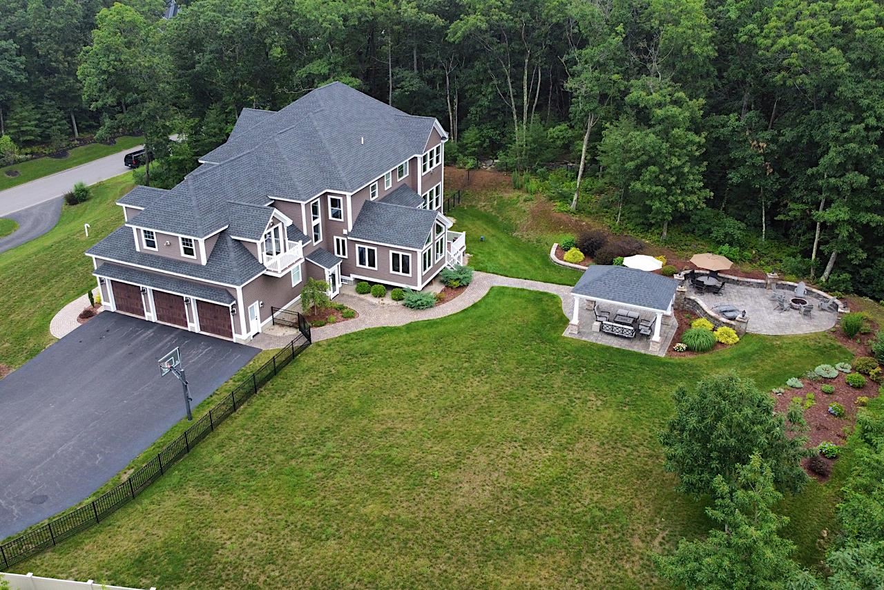 34 London Bridge Road Windham, NH 03087 - Photo 4 of 39