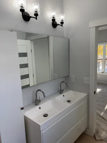 $494,000 | 1001 West Kilgore Road, Portage, MI 49024