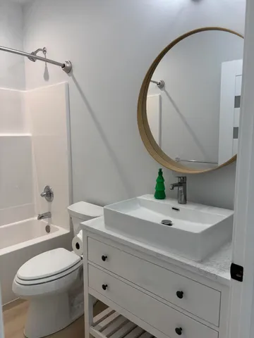 $494,000 | 1001 West Kilgore Road, Portage, MI 49024