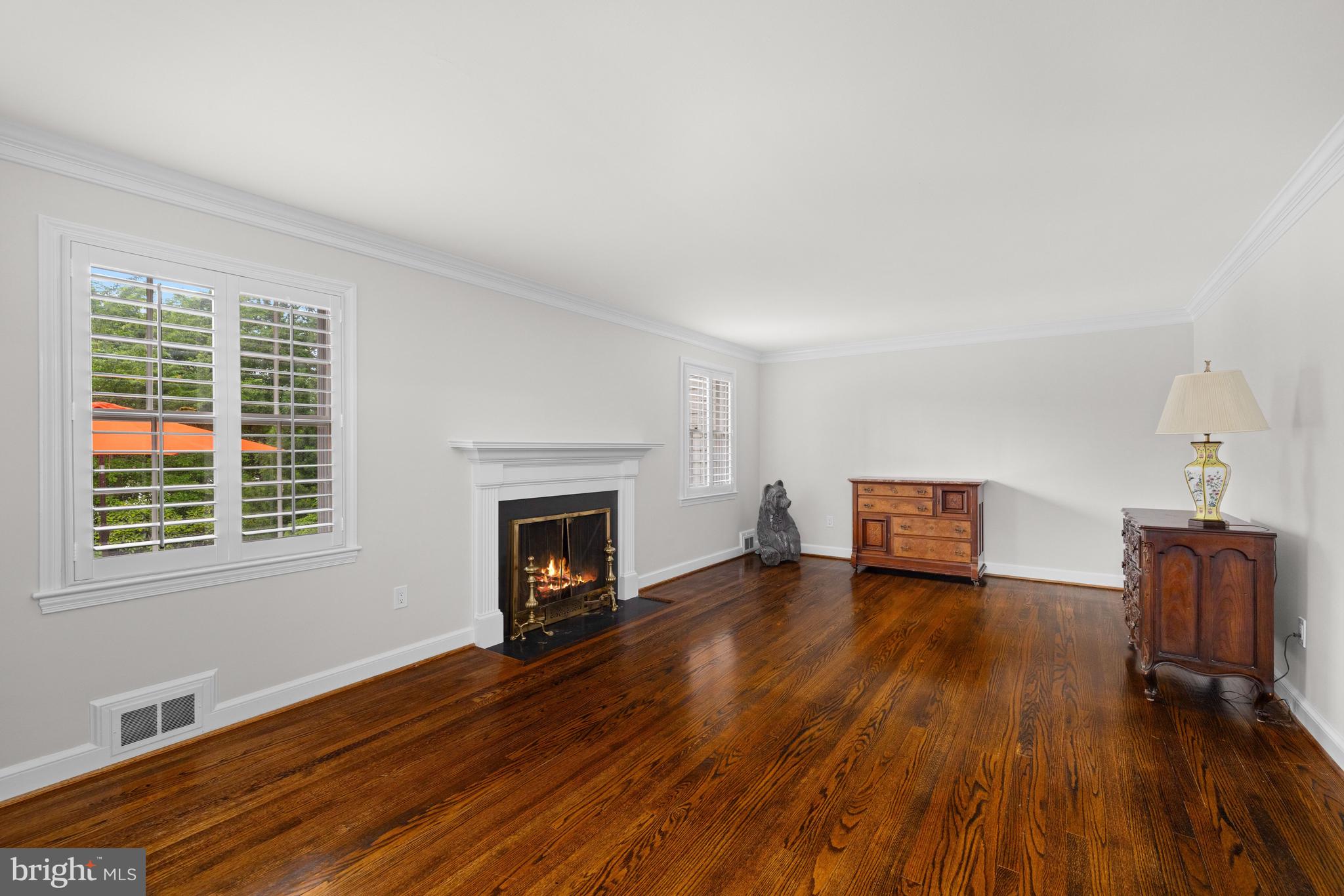 8015 Glendale Road Chevy Chase, MD 20815 - Photo 5 of 44 Main Level - Living Room