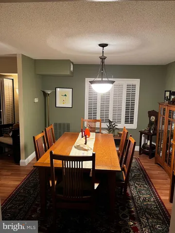 $485,000 | 203 Yoakum Parkway, Unit 1512, Alexandria, VA 22304