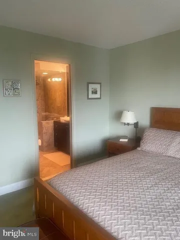 $485,000 | 203 Yoakum Parkway, Unit 1512, Alexandria, VA 22304