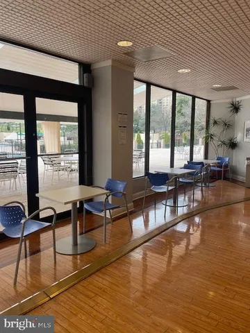 $485,000 | 203 Yoakum Parkway, Unit 1512, Alexandria, VA 22304