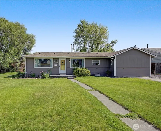 $365,000 | 337 North Clark Road, Moses Lake, WA 98837