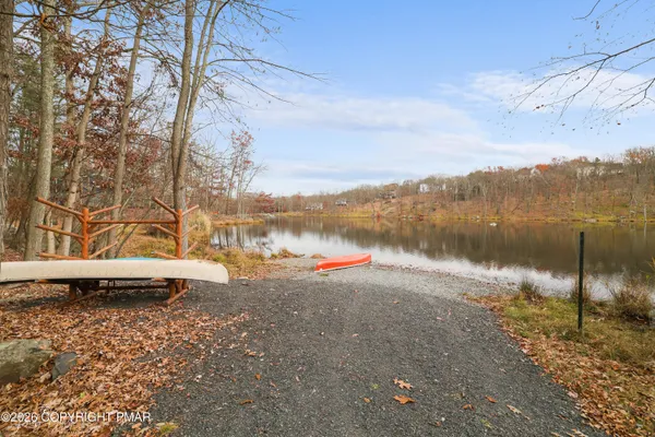 $349,900 | 2110 Lansdale Drive, East Stroudsburg, PA 18301
