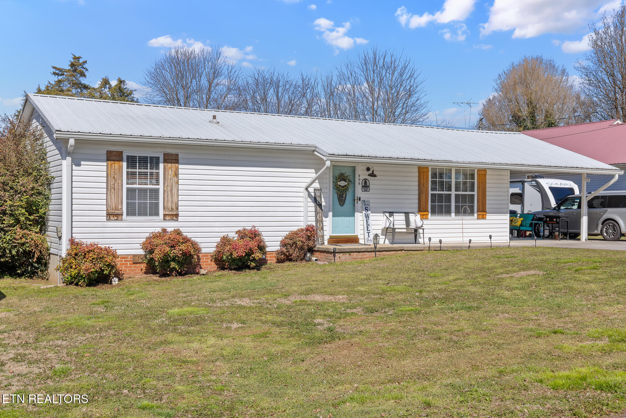 906 Boaz Street Athens, TN 37303 - Photo 1 of 26 906 Boaz-21