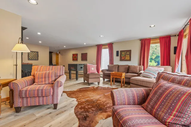 $1,300,000 | 174 Old County Road, Dallas Plt, ME 04970