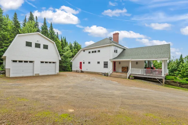$1,300,000 | 174 Old County Road, Dallas Plt, ME 04970