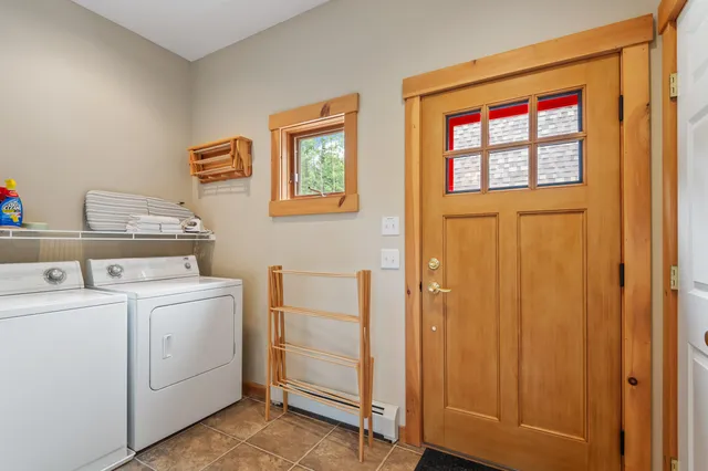 $1,300,000 | 174 Old County Road, Dallas Plt, ME 04970