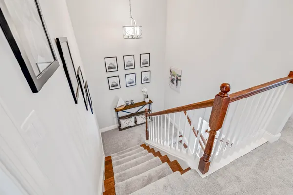 $869,000 | 190 3rd Avenue, Fontana, WI 53125