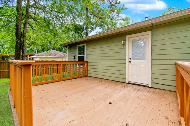 $1,325 | 10629 Royal Cavins Drive, Conroe, TX 77303