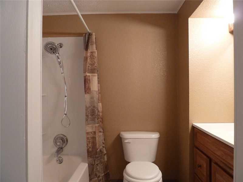 1444 Mitthoeffer Road Indianapolis, IN 46229 - Photo 11 of 15 Gallery Image 11